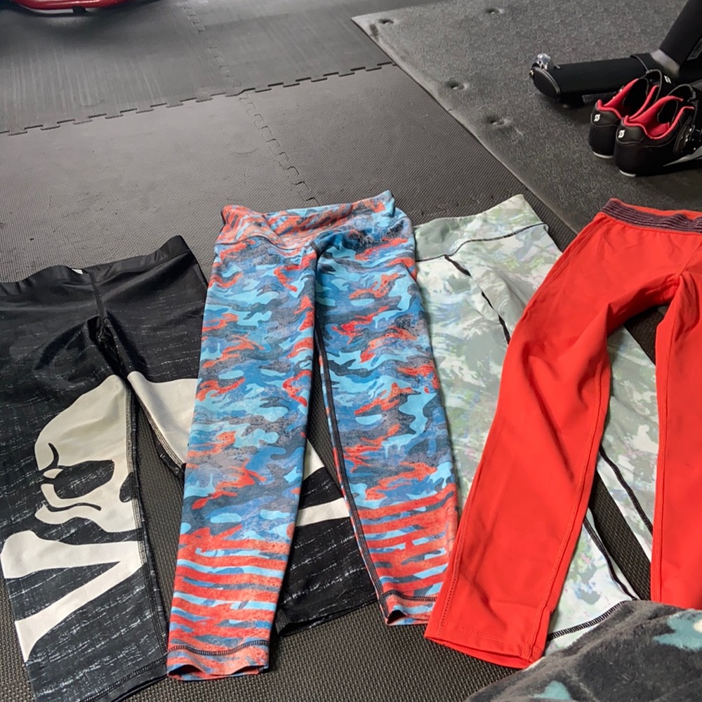 Bundle of four Legging/ capris